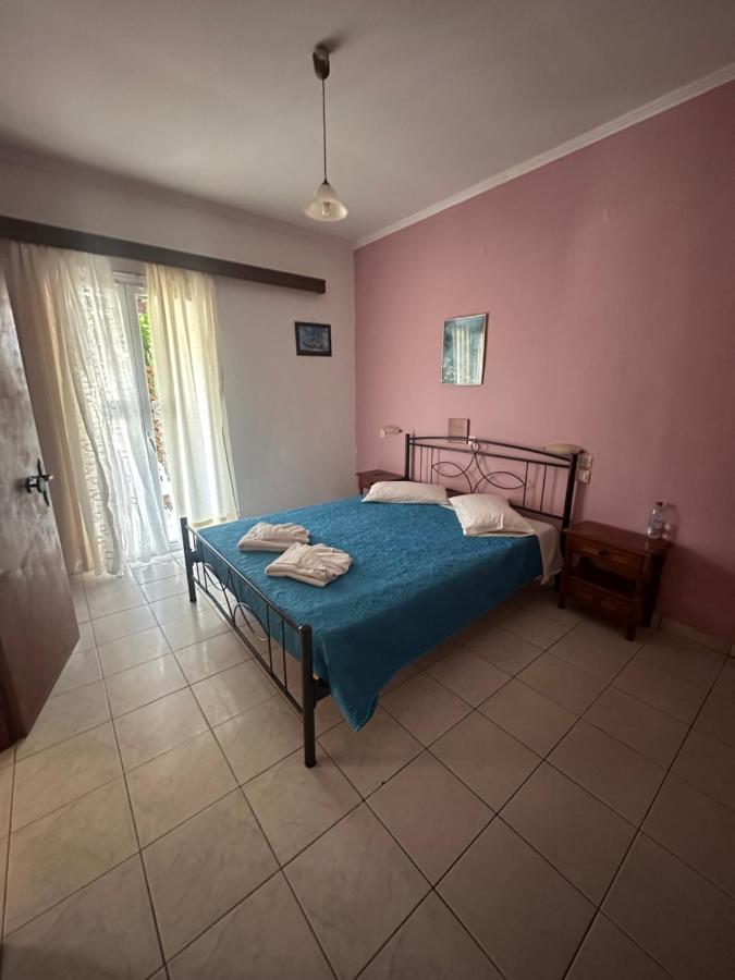 Rainbow Apartments Kalamaki  Bagian luar foto
